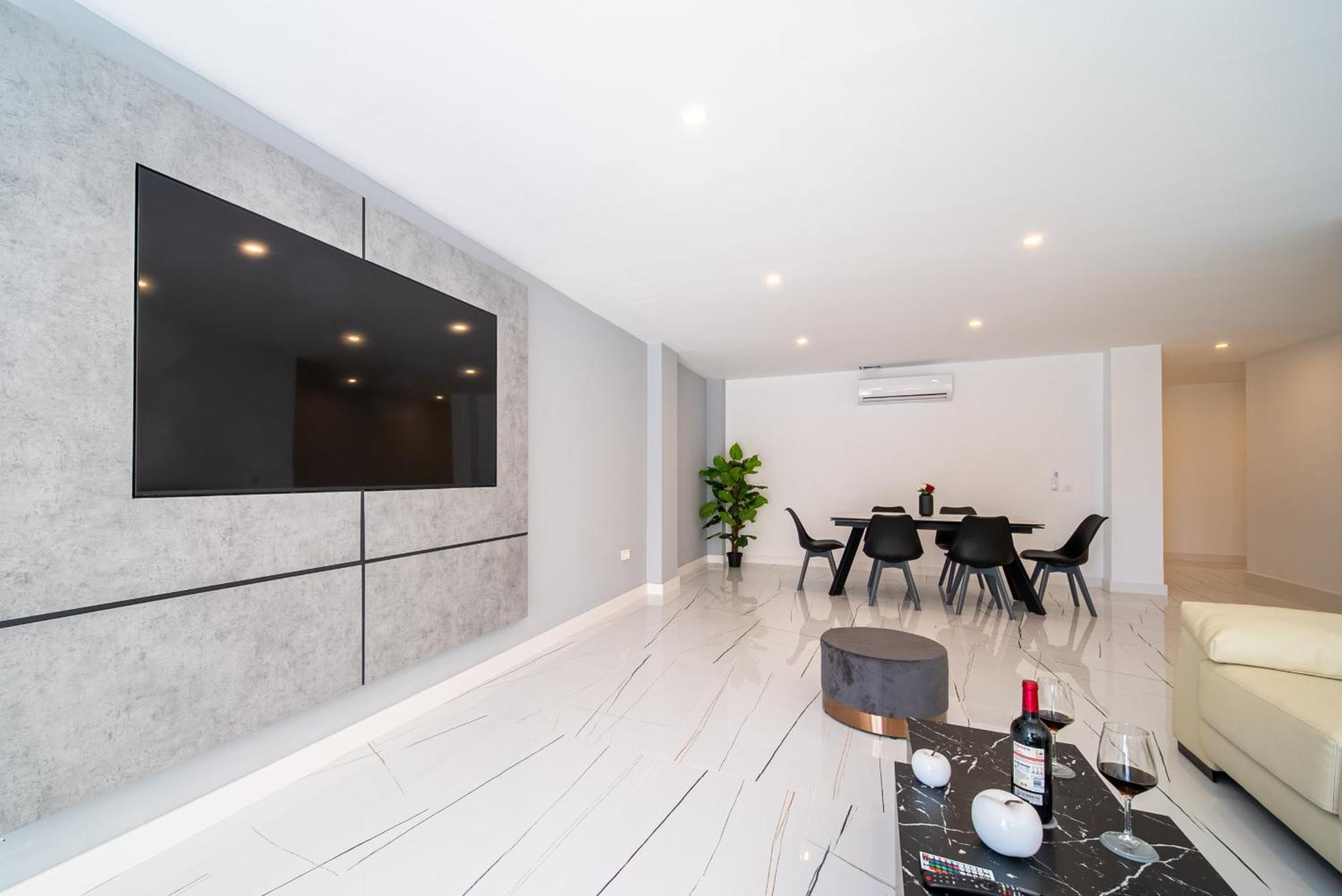 Becky Deluxe 3bd By Hh Arrecife (Lanzarote)