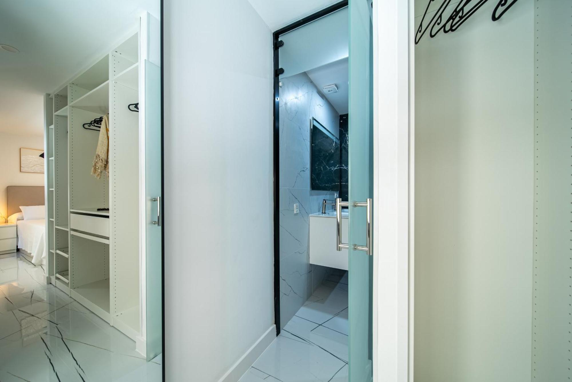 Becky Deluxe 3bd By Hh Appartamento